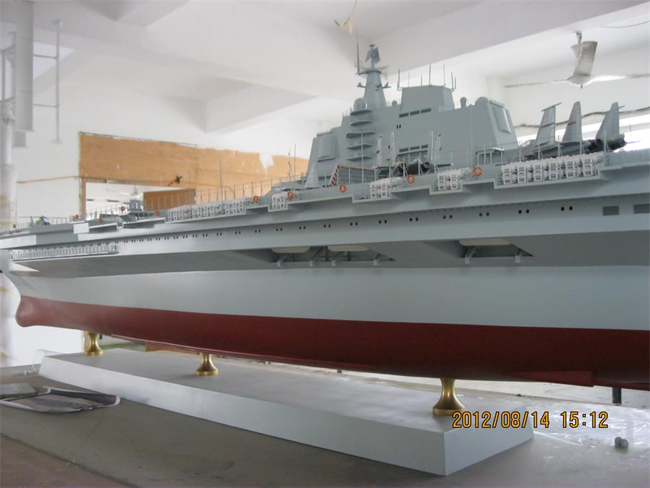 苏州辽宁舰模型